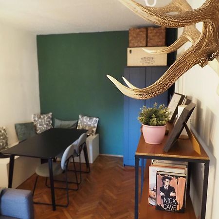 Cozy Apartment Near Tram Station Zagreb Bagian luar foto